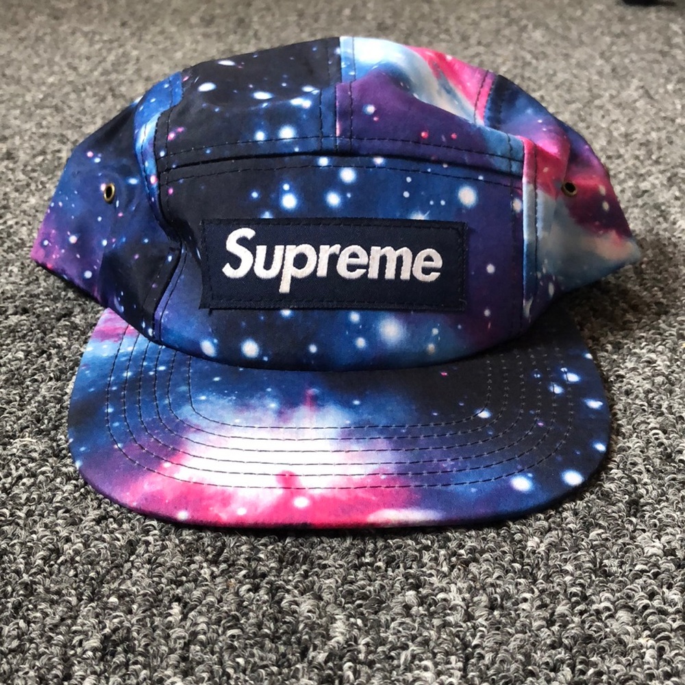 Supreme “Galaxy Box Logo” Strapbaxk Hat (Galaxy)
